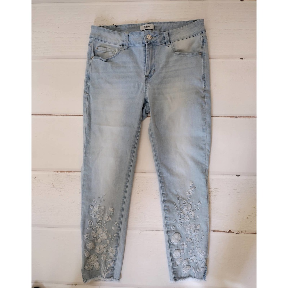 Kensie light wash ankle embroidered jeans women size 6